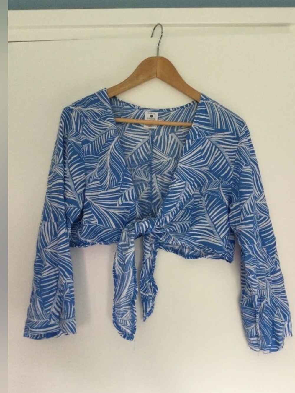 Blue Leaf-Print Tie-Front Crop Top